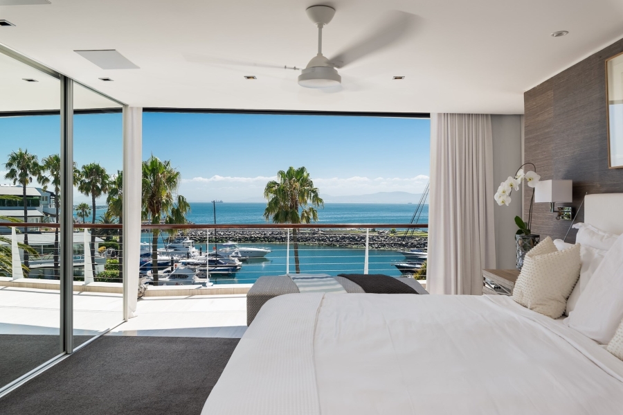 3 Bedroom Property for Sale in Mouille Point Western Cape